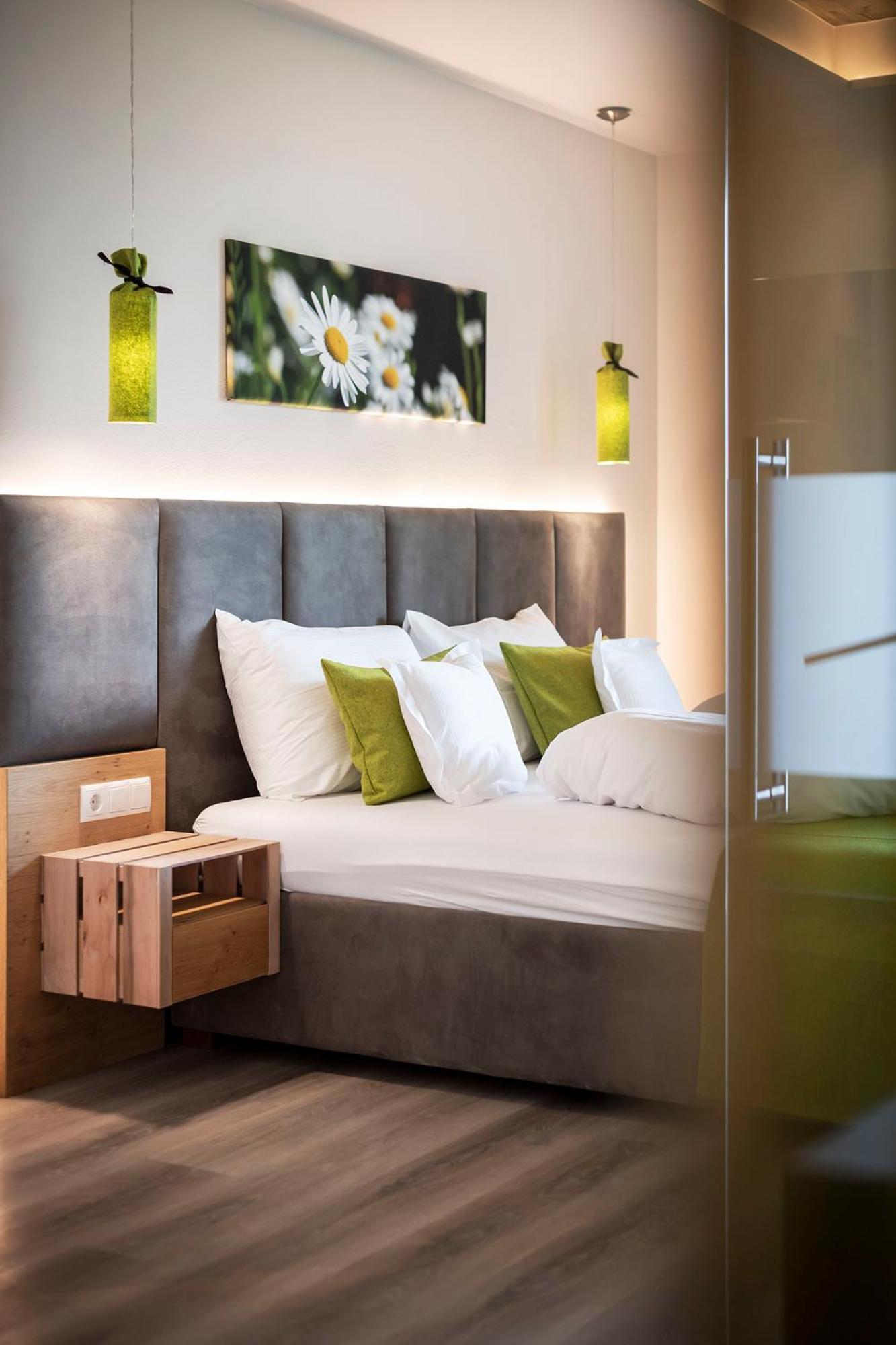 Hotel Pfeiss Lana